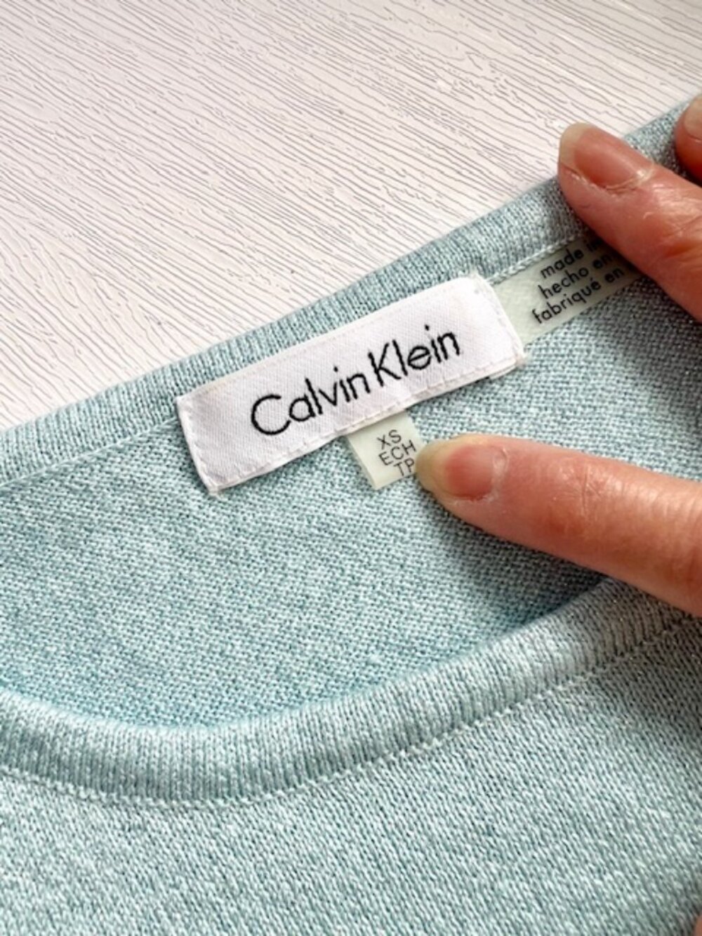 Calvin Klein Women's Size Small Blue Soft Shimme Thread Long Bell Sleeve Sweater